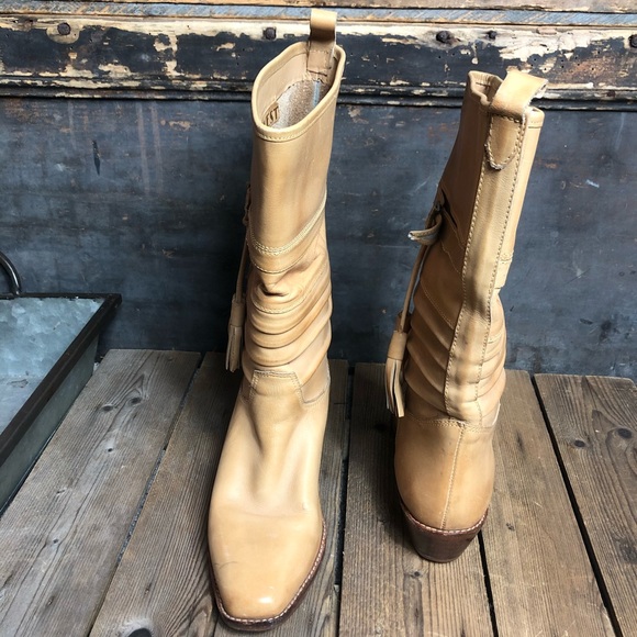 Gorgeous Vintage 9 West Leather Boots - Picture 4 of 7